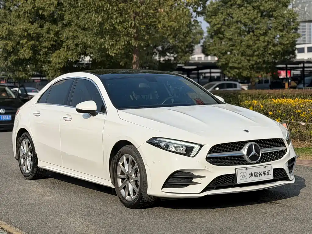 MERCEDES-BENZ A CLASS