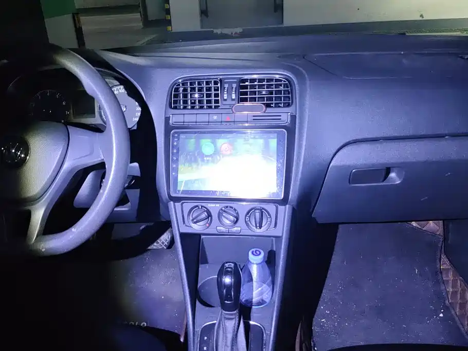 Volkswagen Polo — миниатюра 13