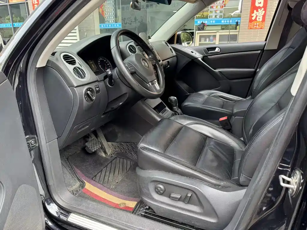 Volkswagen Tiguan 2013 1.8TSI AT Luxury