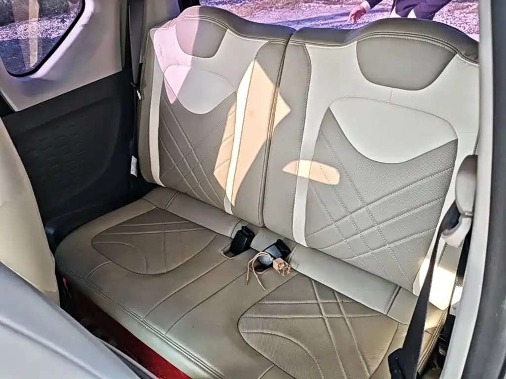 Wuling MINIEV — миниатюра 17