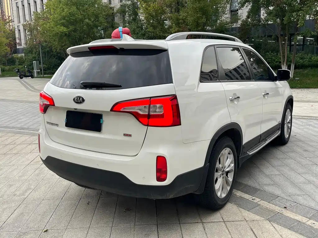 Kia Sorento — миниатюра 4