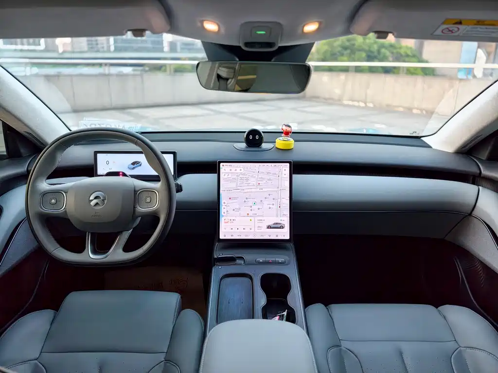 NIO ET5 — миниатюра 9