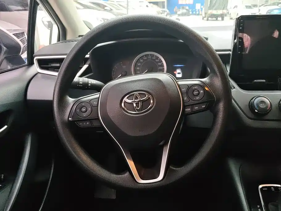 Toyota Corolla — миниатюра 15