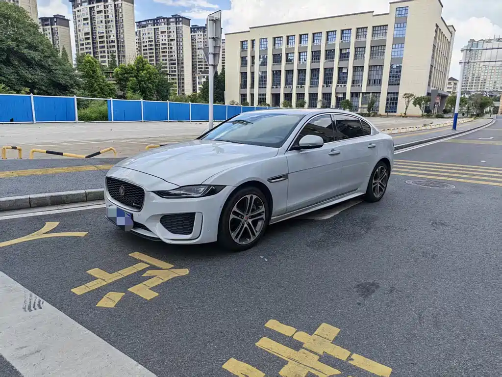 Jaguar XEL