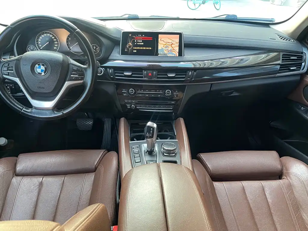 BMW X6 — миниатюра 7