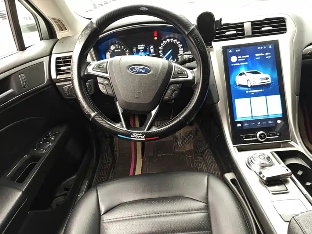 Ford Mondeo — миниатюра 11