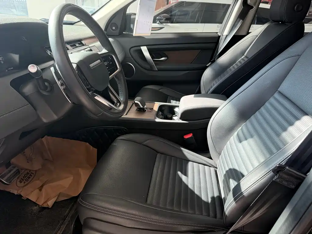 LAND ROVER DISCOVER SPORTS