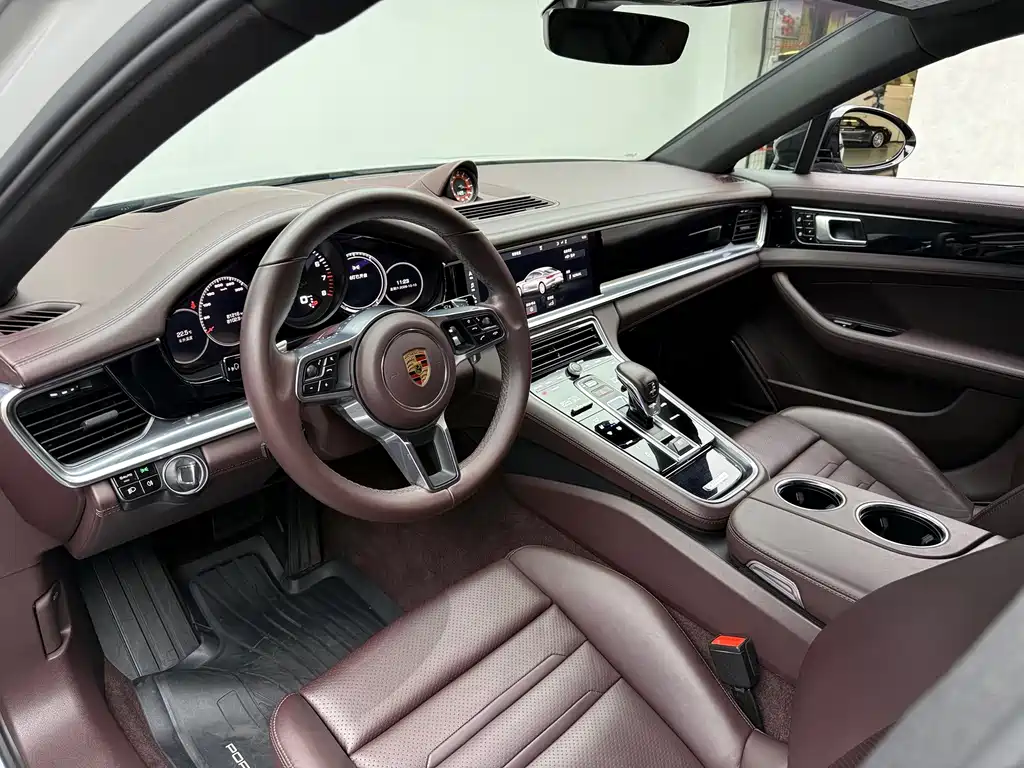 Porsche Panamera — миниатюра 12