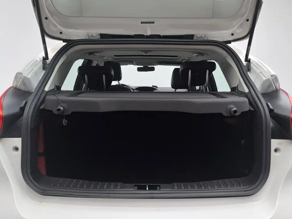 Ford Focus — миниатюра 16