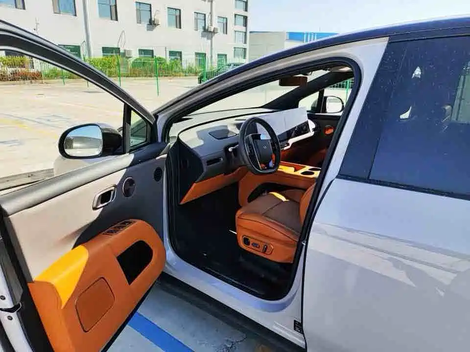 Li Auto Li i8 — миниатюра 7