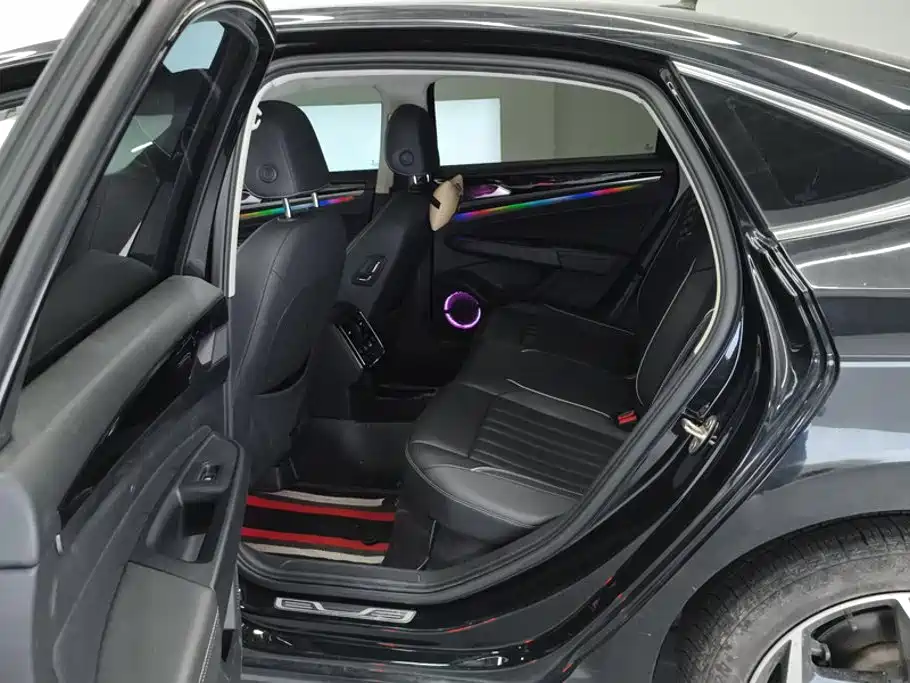 Volkswagen Passat — миниатюра 11