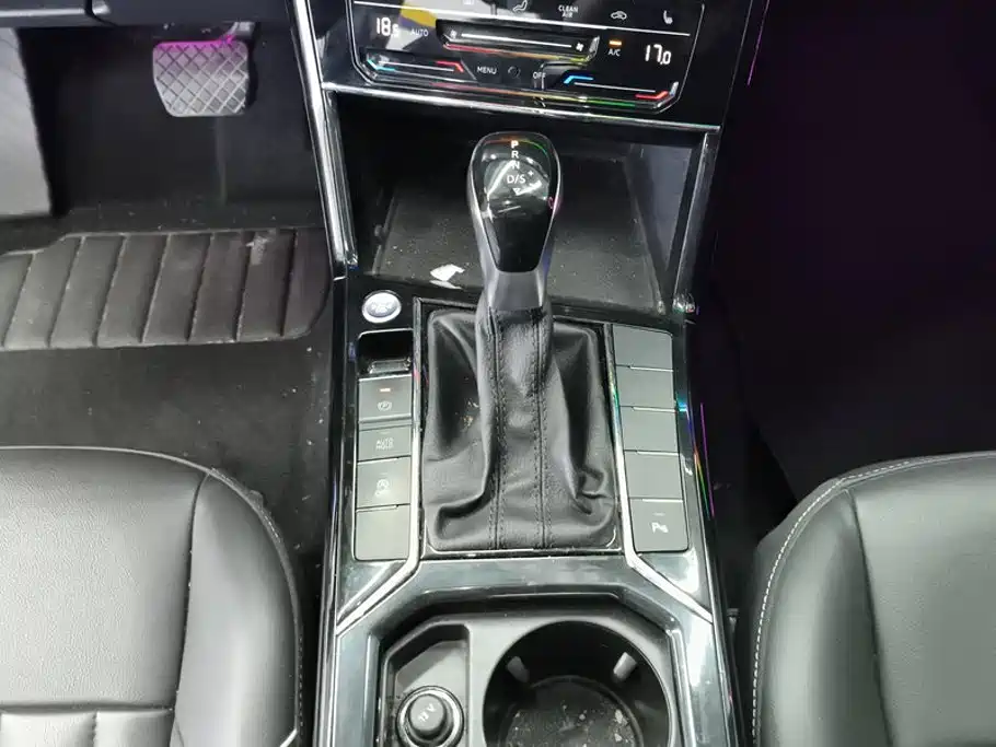 Volkswagen Passat — миниатюра 16