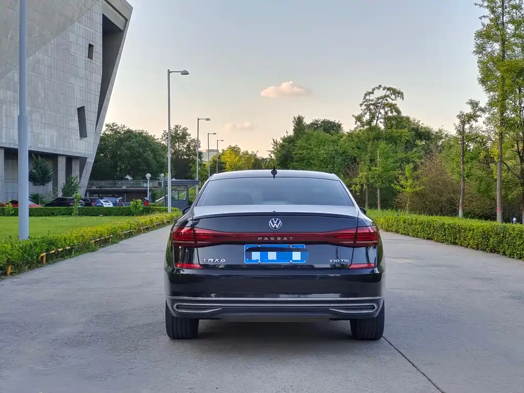 Volkswagen Passat — миниатюра 11