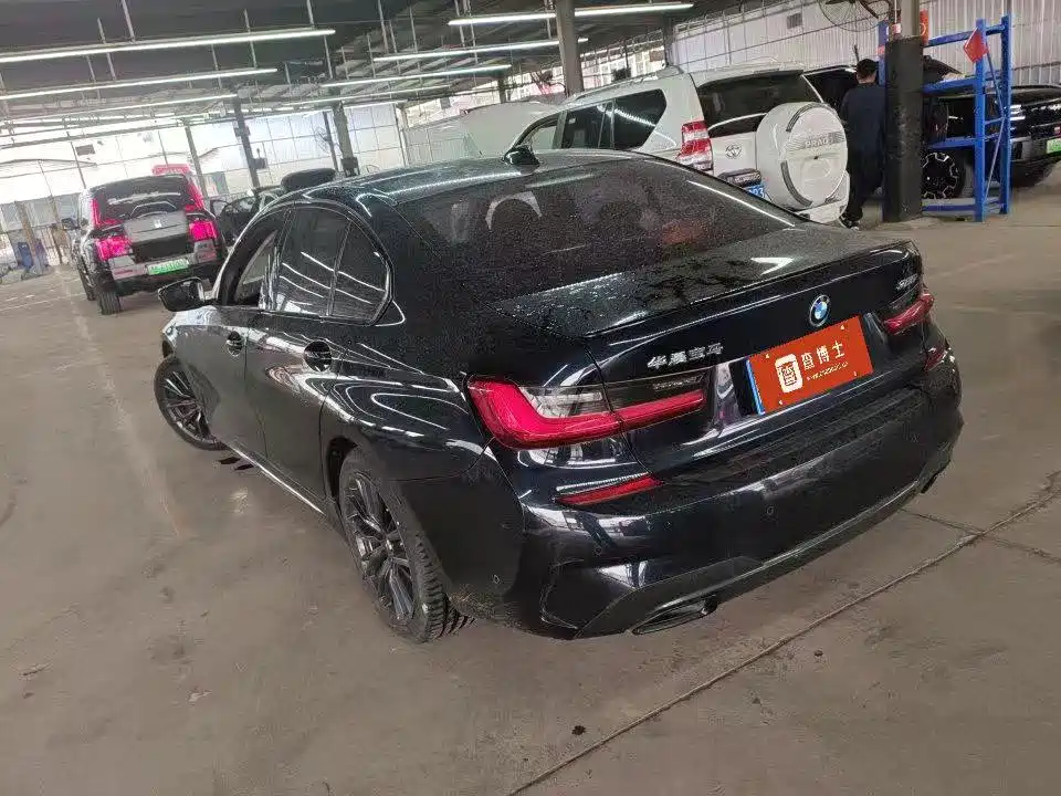 BMW 3 Series — миниатюра 8
