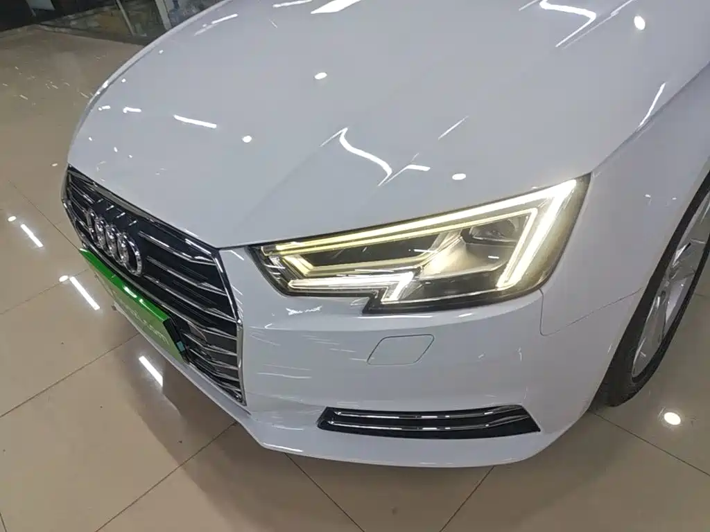Audi A4L — миниатюра 24