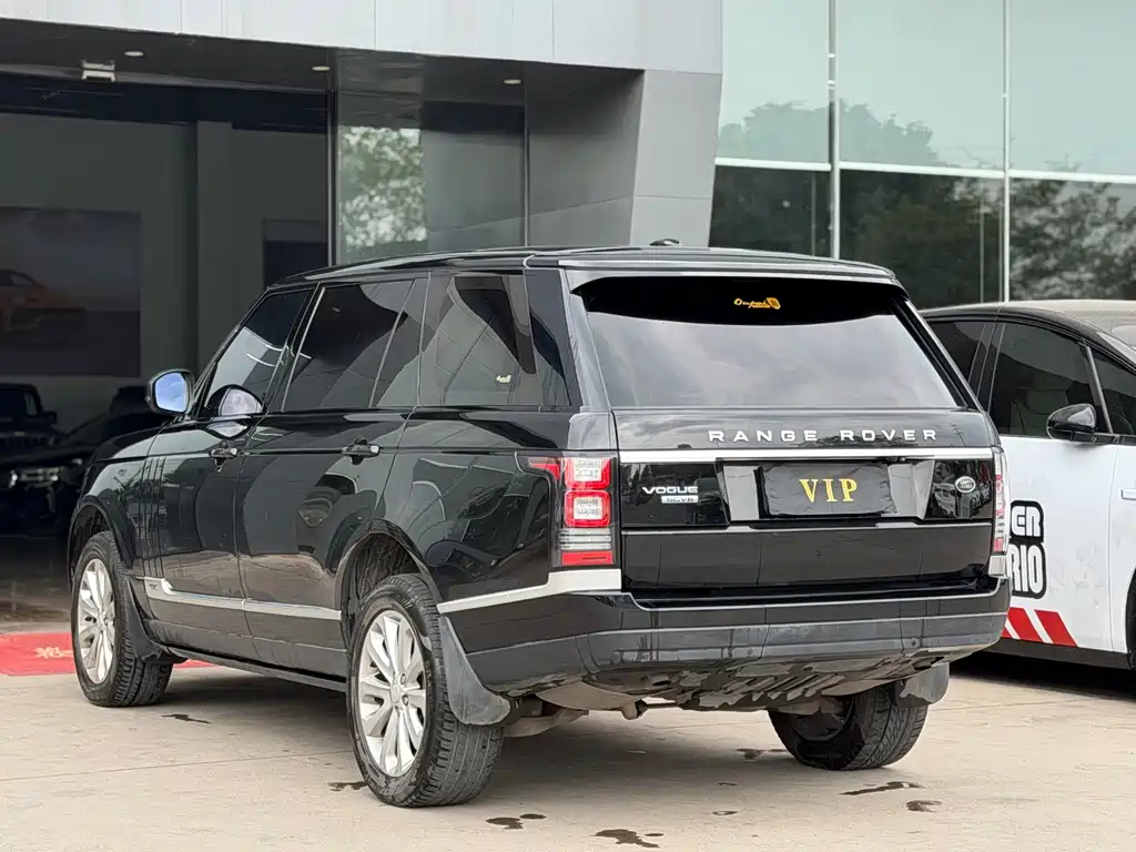 Land Rover Range Rover — миниатюра 5