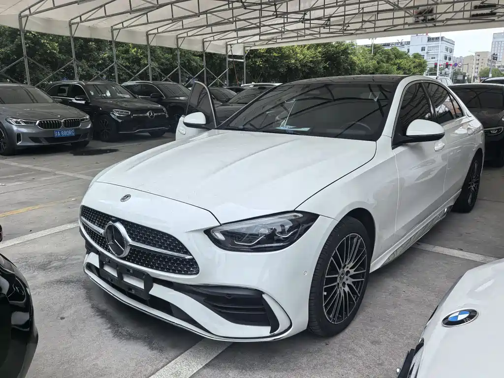 Mercedes-Benz C-Class 2022