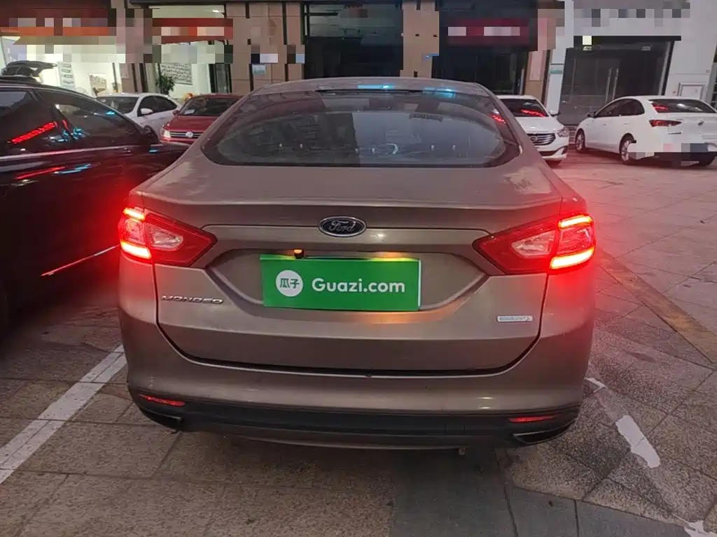 Ford Mondeo — миниатюра 6