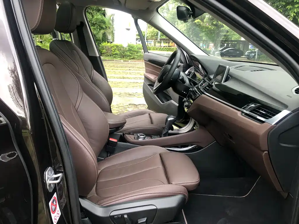 BMW X1 — миниатюра 13
