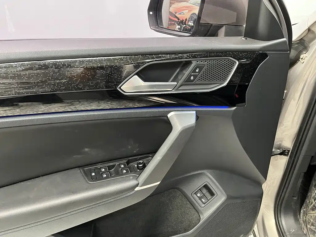 Volkswagen Tayron GTE — миниатюра 6