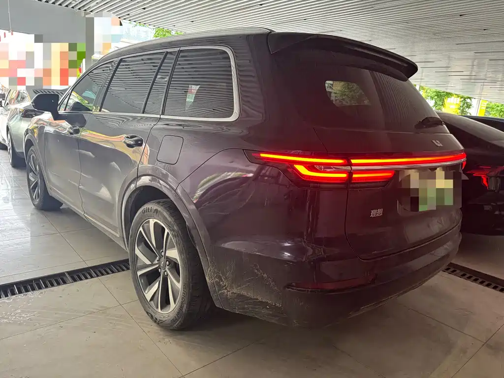 Li Auto Li ONE — миниатюра 12