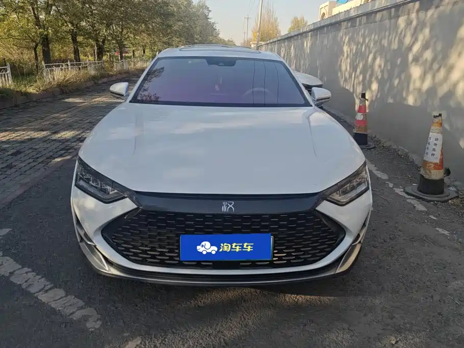 BYD Han — миниатюра 2