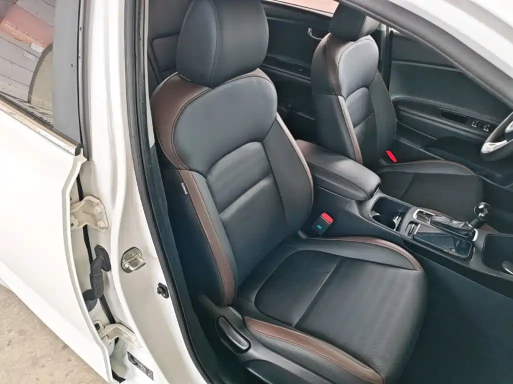Kia K4 — миниатюра 25