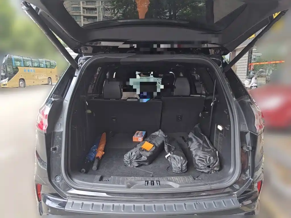 Ford Edge — миниатюра 15