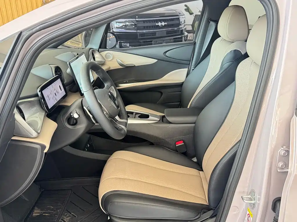 BYD Dolphin — миниатюра 8