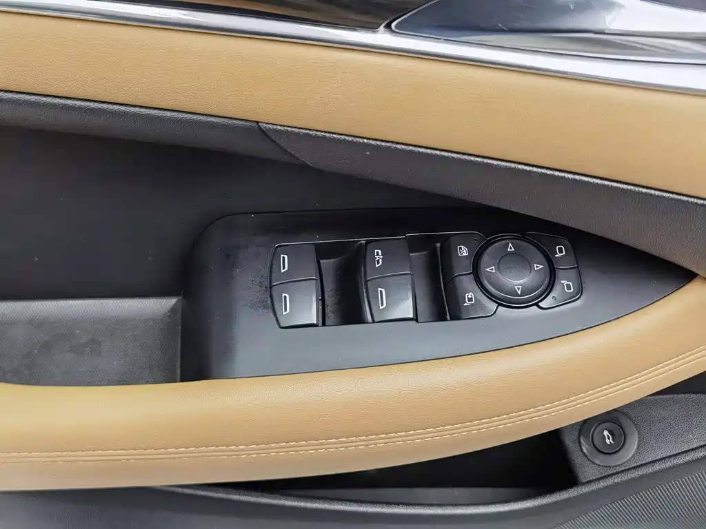Buick LaCrosse — миниатюра 9