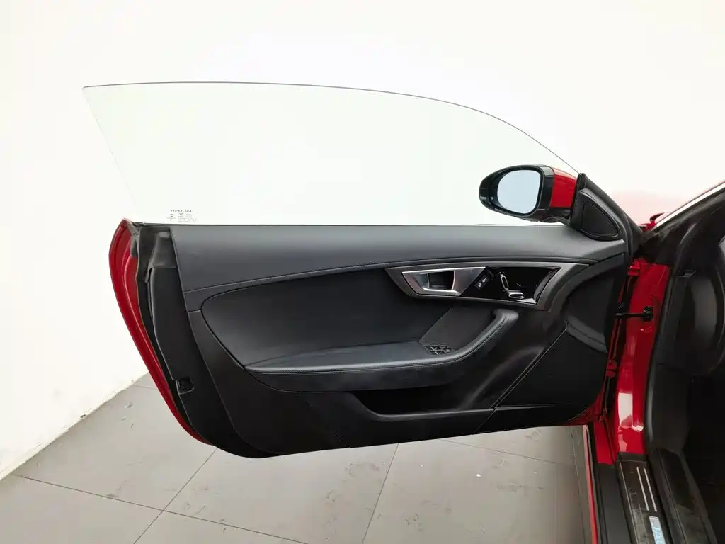Jaguar F-TYPE — миниатюра 8
