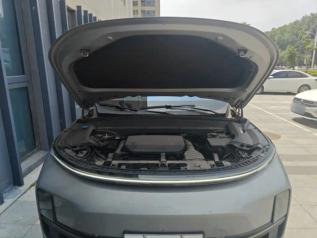 Li Auto Li L8 — миниатюра 16