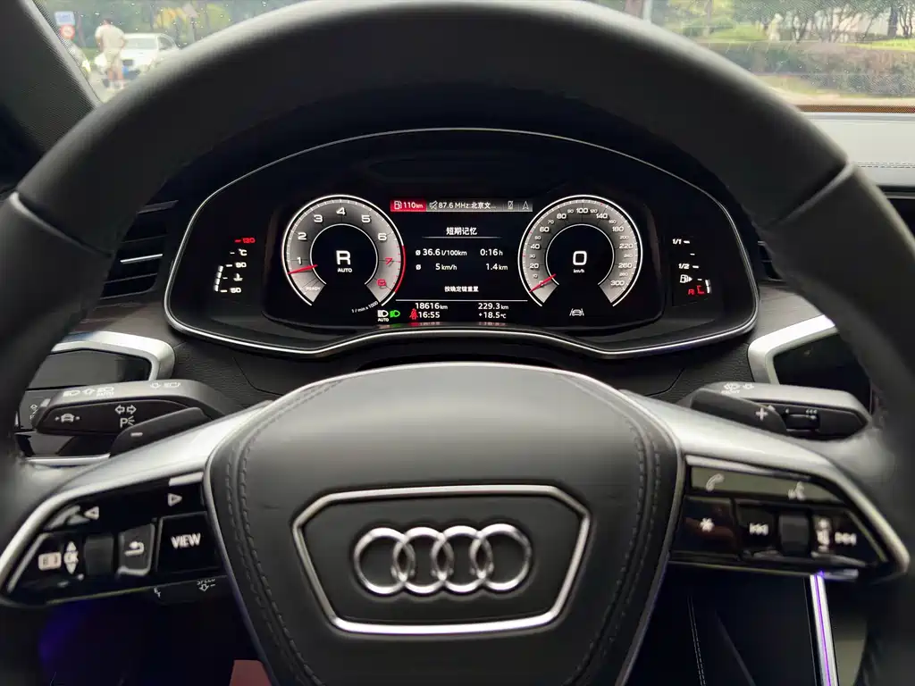 Audi A6L — миниатюра 6