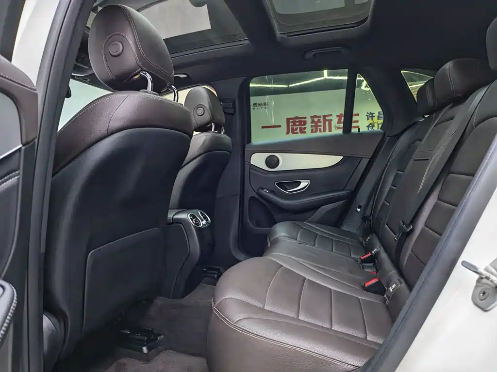 Mercedes-Benz GLC — миниатюра 7