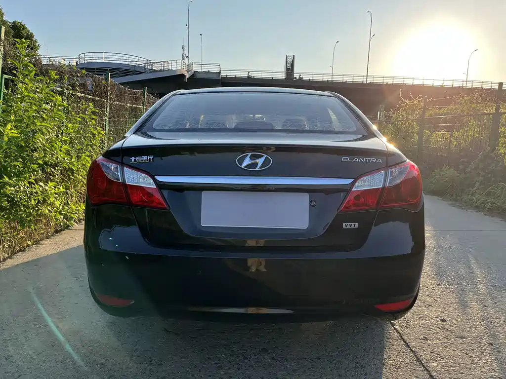 Hyundai Elantra 1.6L Auto Comfort Type, фото 4