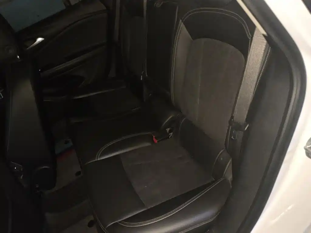 Buick Verano — миниатюра 13