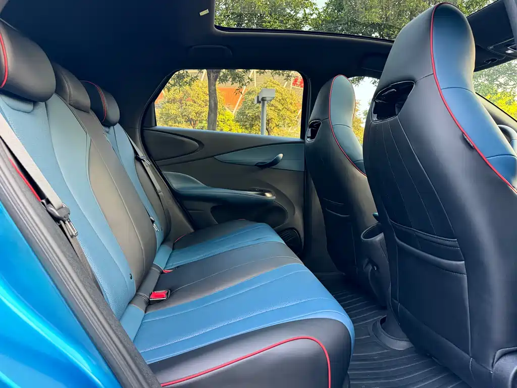 BYD Dolphin — миниатюра 7