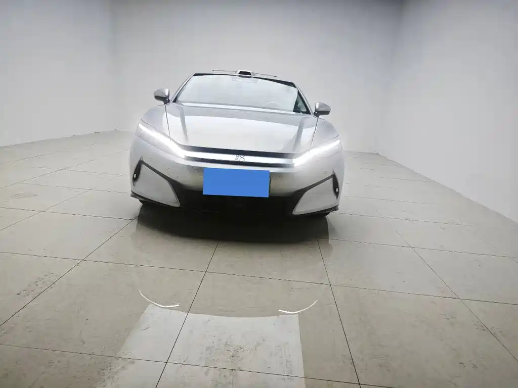BYD Han L — миниатюра 2