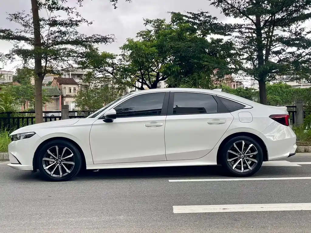 Honda Integra — миниатюра 10