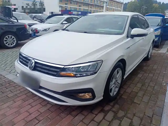 VOLKSWAGEN LINGDU 2019