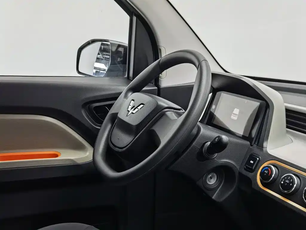 Wuling MINIEV — миниатюра 22