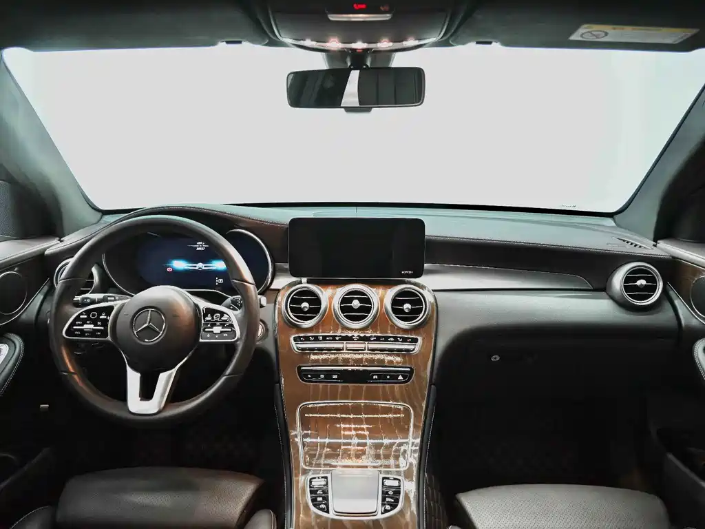 Mercedes-Benz GLC — миниатюра 13