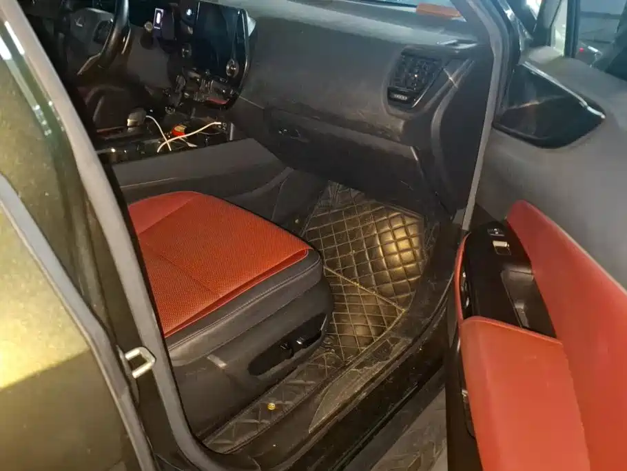 Lexus NX — миниатюра 8