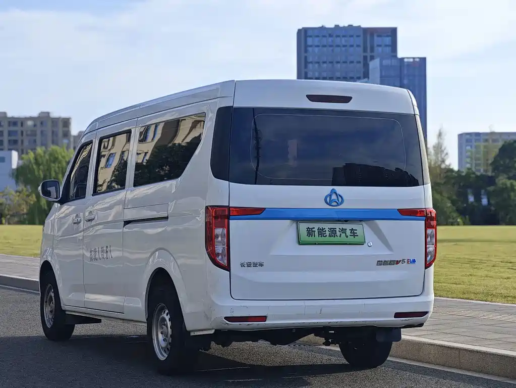 Kuayue Kuayue Star V5 EV — миниатюра 5