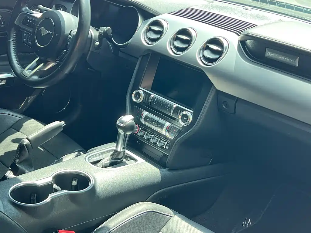 Ford Mustang 2021 2.3T EcoBoost