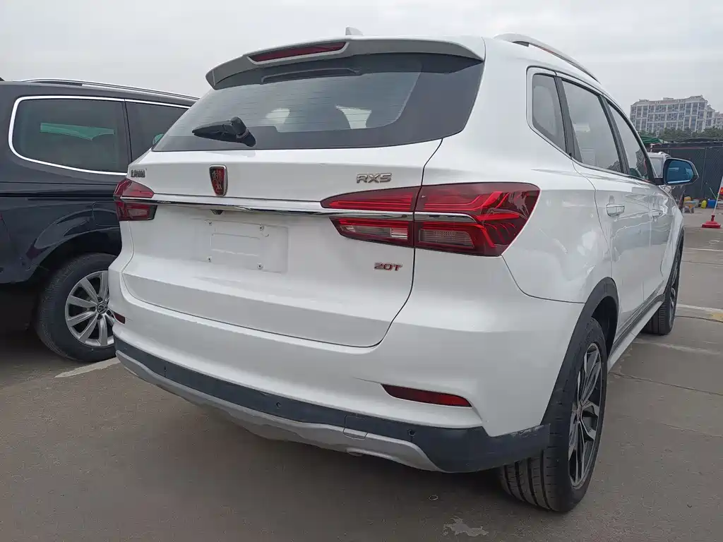 ROEWE RX5