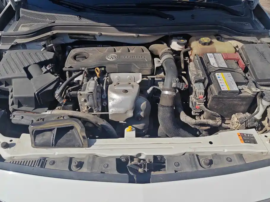 Buick Excelle — миниатюра 9