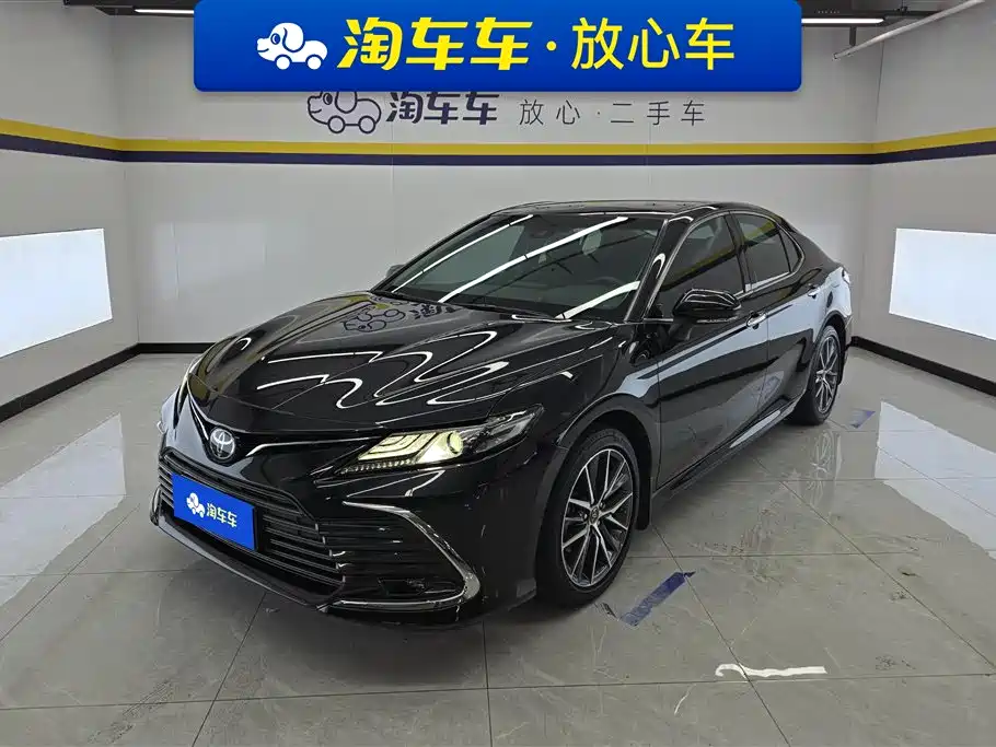 Toyota Camry 2022