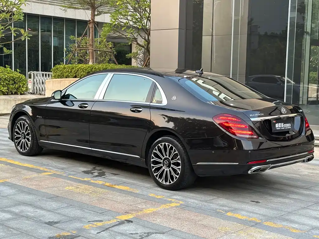 Mercedes-Benz S-Class — миниатюра 12