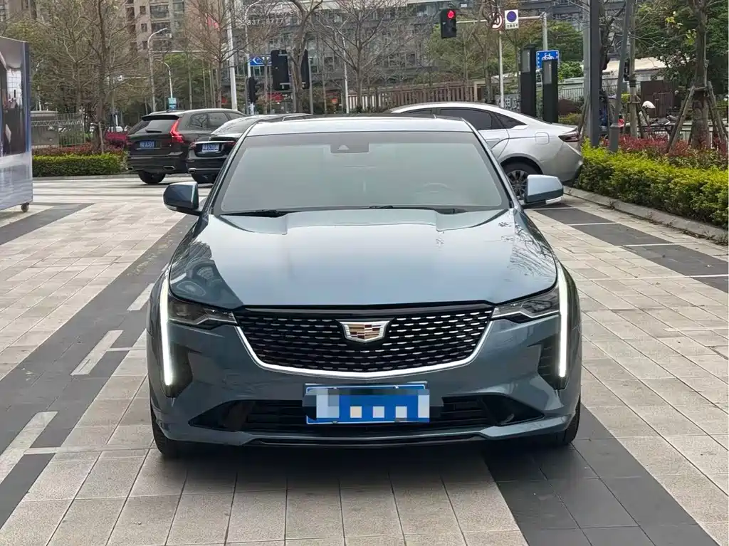 Cadillac CT4 2023